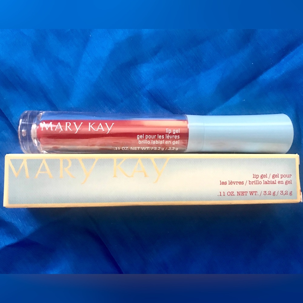 “Cherry Twist” Mary Kay Lip Gel “Hello Sunshine” special edition